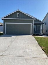 440 Gabbro Gdns in Maxwell, TX - Building Photo - Building Photo
