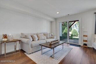 1008 Mississippi St in Toms River, NJ - Building Photo - Building Photo