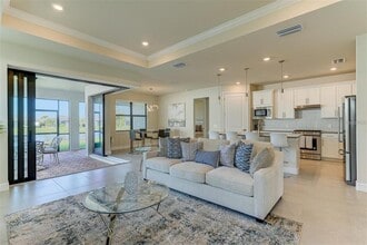 18023 Waterville Pl in Bradenton, FL - Building Photo - Building Photo