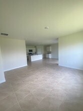 2000 Carnostie Rd in Winter Haven, FL - Building Photo - Building Photo