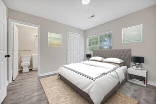 Bracey Square in Sumter, SC - Building Photo