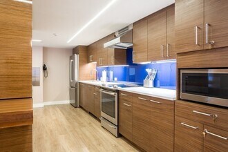 151 Tremont St, Unit 8S in Boston, MA - Building Photo - Building Photo