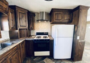 1522 E 9th St in Douglas, AZ - Building Photo - Building Photo