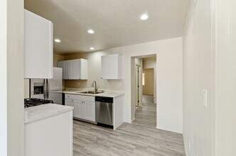 1133 E Lee St in Tucson, AZ - Building Photo - Building Photo