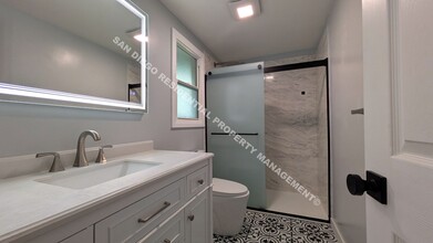 14137 Halper Rd in Poway, CA - Building Photo - Building Photo