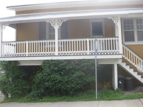 166 Main St, Unit 1 in Hudson, NY - Building Photo - Building Photo