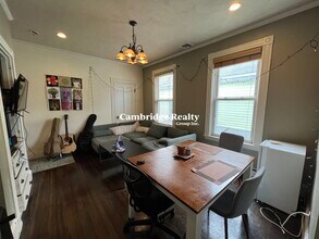 257 Washington St, Unit 257 in Cambridge, MA - Building Photo - Building Photo