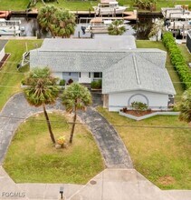 5320 Coronado Pkwy in Cape Coral, FL - Building Photo - Building Photo