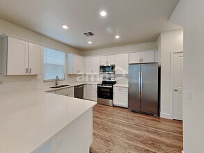 21511 S 231st Way in Queen Creek, AZ - Foto de edificio - Building Photo