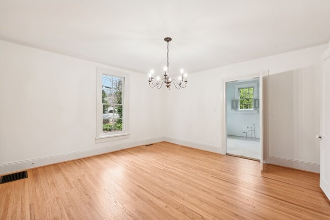 property at 305 S Main St