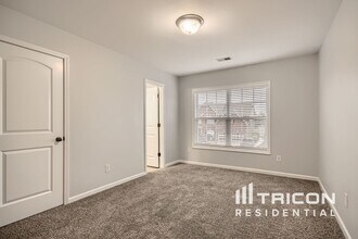 1004 Emerson Ln in Indian Trail, NC - Building Photo - Building Photo