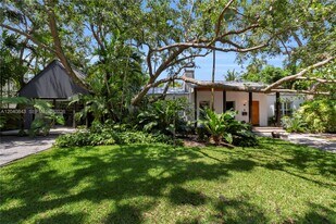 7420 SW 53rd Pl in Miami, FL - Building Photo