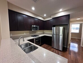 730 Cedarville Ln in San Jose, CA - Building Photo - Building Photo