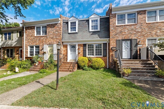2218 Kingsbrook Dr in Richmond, VA - Building Photo - Building Photo
