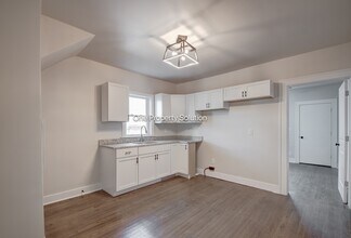 7215 Marshall Ave in Hammond, IN - Building Photo - Building Photo