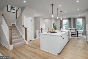 8249 WILLOWBEND TURN in Manassas, VA - Building Photo