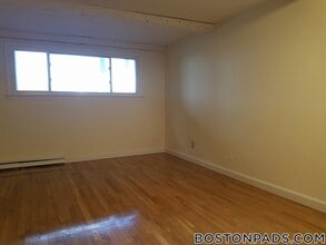 1799 Centre St in Boston, MA - Building Photo - Building Photo