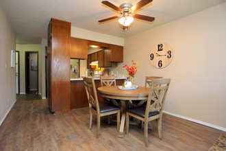 Bridgeport Apartments in Stillwater, OK - Foto de edificio - Interior Photo