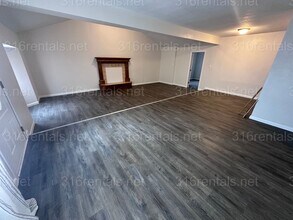 5116 W Maple St in Wichita, KS - Building Photo - Building Photo