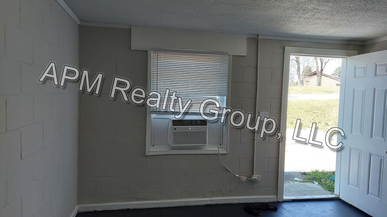 3048 Howell Ct in Columbia, SC - Building Photo