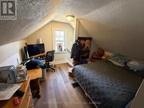 155 Lake St in St Catharines, ON - Building Photo - Building Photo