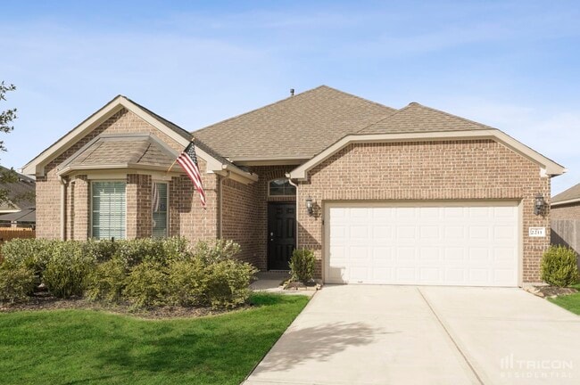 property at 2211 Leonetti Ln