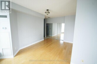 60 Byng Ave in Toronto, ON - Building Photo - Building Photo