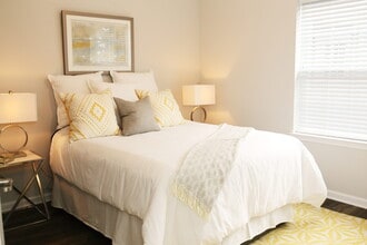 95 Murray St, Unit 216 in Elizabeth, NJ - Building Photo - Building Photo