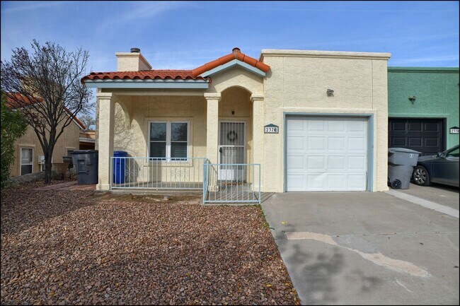 237 S Alto Mesa Dr in El Paso, TX - Building Photo - Building Photo