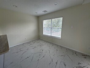 12827 Waybridge St in Sugar Land, TX - Building Photo - Building Photo