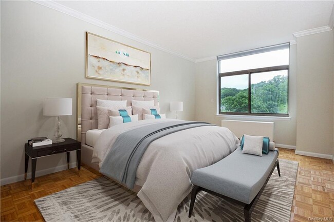 35 N Chatsworth Ave-Unit -5E in Larchmont, NY - Building Photo - Building Photo