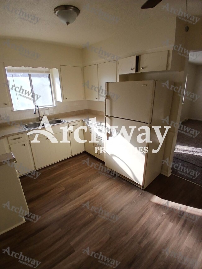 5634 Lathrop Ave in Kansas City, KS - Building Photo - Building Photo