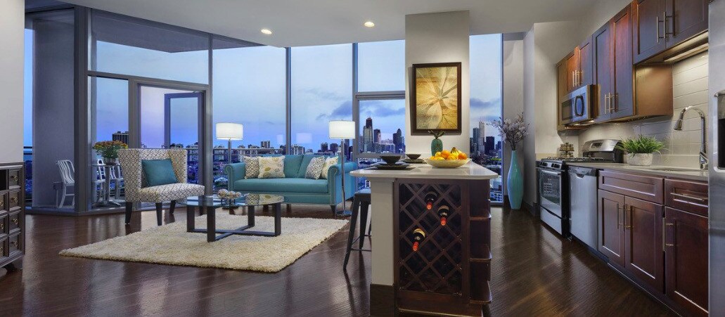 814 W Eastman St in Chicago, IL - Foto de edificio