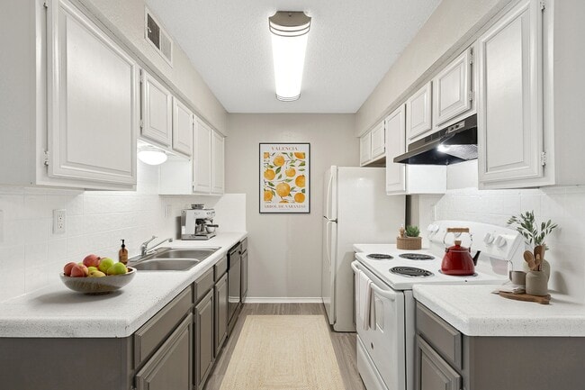 ReNew Holiday Hill®