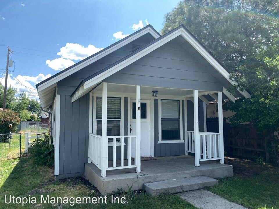 8 Santa Paula St Photo