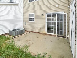 3922 Village Park Ct in Winston-Salem, NC - Building Photo - Building Photo