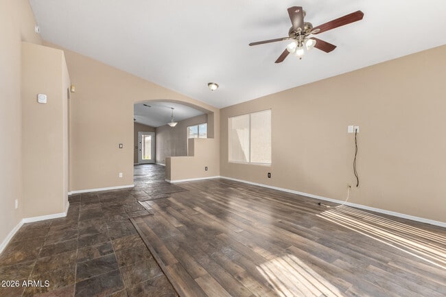 8642 W Laurel Ln in Peoria, AZ - Building Photo - Building Photo