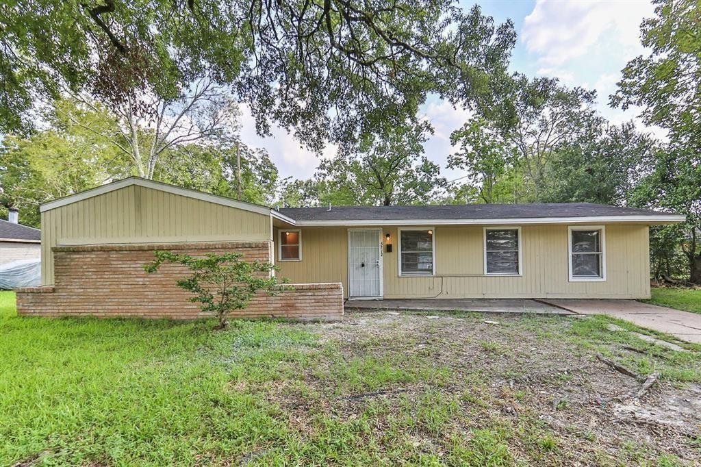 5712 Glenhurst Dr in Houston, TX - Building Photo