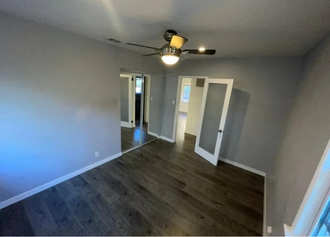 411 W Windsor Rd