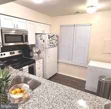 312A Mitten Ln, Unit 312A Mitten Lane in Mount Laurel, NJ - Foto de edificio - Building Photo