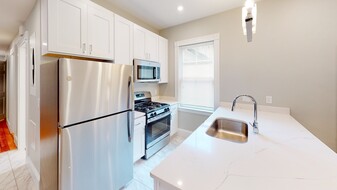 267 E Cottage St, Unit 1 in Boston, MA - Building Photo