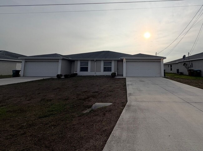 508-510 SW 8th Pl in Cape Coral, FL - Building Photo - Building Photo