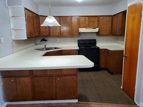 7604 Hazelcrest Dr in Hazelwood, MO - Building Photo - Building Photo