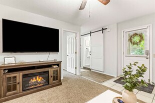 1503 Fairview Ave in Caldwell, ID - Building Photo