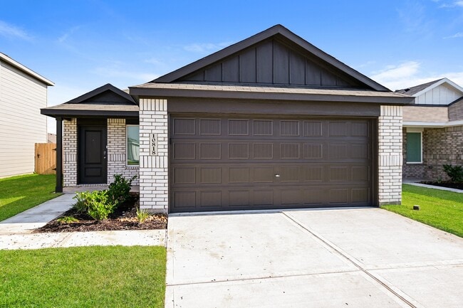 10818 Bird Of Paradise Ln