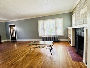 1508 Parkhill Rd in Cleveland Heights, OH - Building Photo - Building Photo