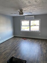 542 S Main St, Unit 542 S Main Upper in Old Forge, PA - Building Photo - Building Photo