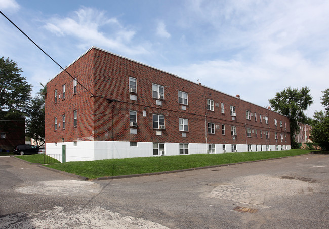 Kendrick Court Apartments in Philadelphia, PA - Foto de edificio - Building Photo