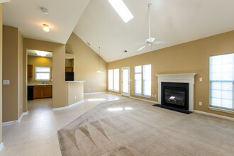 9908 Spring Park Dr in Charlotte, NC - Building Photo - Building Photo