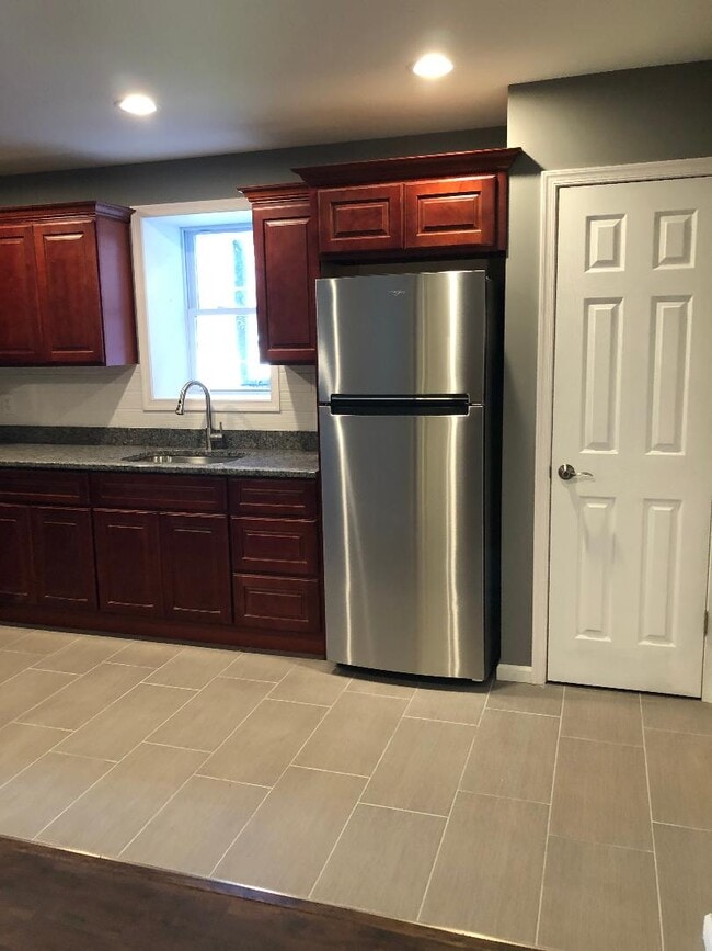 208 2nd St, Unit 1 in Catasauqua, PA - Building Photo - Building Photo